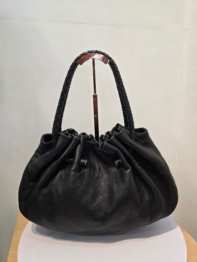 bottega shoulder bag authentic (Category: Luxury Bags & Wallets) located in Davao. Submitted by jackie2276 (Listing ID 1384243493, Image 2). Description: in good condition pm for additional pic..