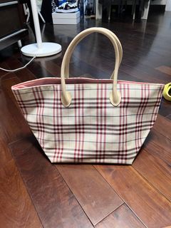 （分類：）位於 。 由 chw1009 提交（商品編號 1384406440，圖片 1）。簡介： 。