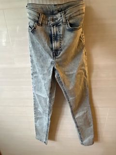 （分類：）位於 。 由 yanispoyan 提交（商品編號 1384307357，圖片 1）。簡介： 。