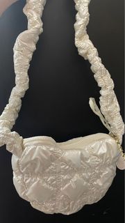 (Kategori: ) berada di . Dikirim oleh bebemompreloved (ID iklan 1384337706, Gambar 1). Deskripsi: .