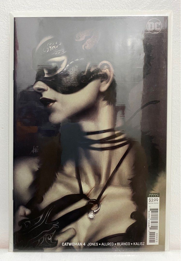 Catwoman 4 Artgerm Cover (Category: Comics & Manga) located in Cainta. Submitted by kgncollectibles (Listing ID 1384417430, Image 1). Description: VF/NM condition Can ship from Cainta Payment via Gcash, BDO or GoTyme Delivery via Lalamove or Gogo Xpress Thanks!.