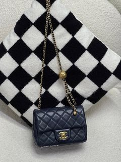 (Category: ) located in . Submitted by neverfull_luxury_sg (Listing ID 1384276117, Image 1). Description: .