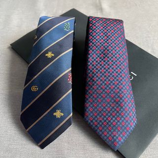 (Category: ) located in . Submitted by jesssellingauthenticgoods (Listing ID 1384429765, Image 1). Description: .
