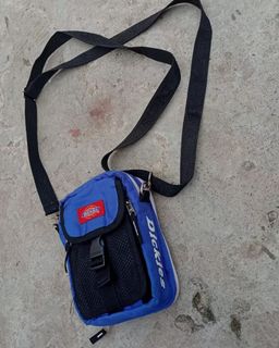 (Kategori: ) berada di . Dikirim oleh THRIFTSHOP (ID iklan 1384342946, Gambar 1). Deskripsi: .