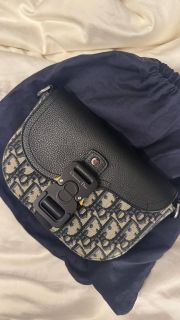 (Category: ) located in . Submitted by chervalle (Listing ID 1384287761, Image 1). Description: .