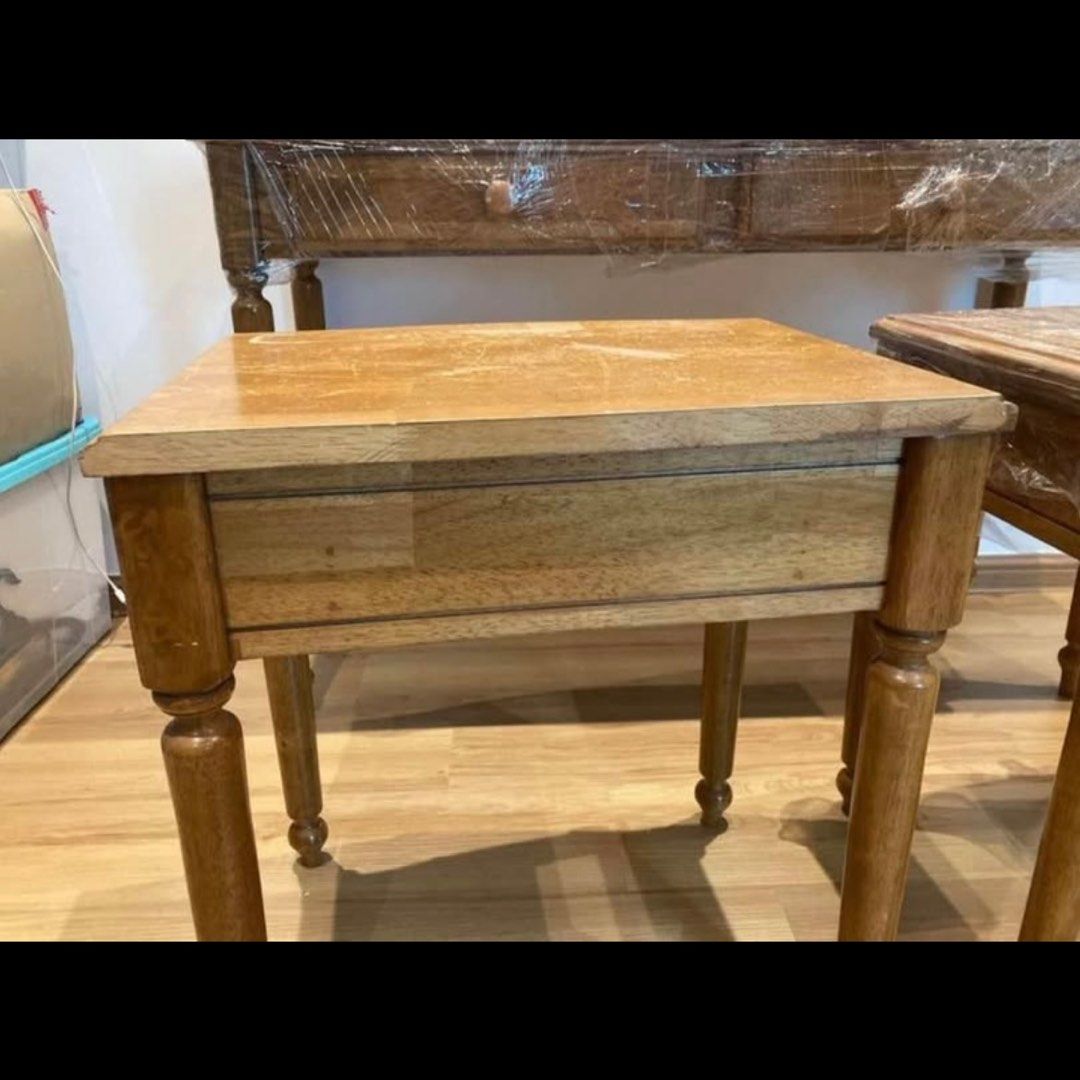 Dressing table set (Category: Tables & Sets) located in Kuala Lumpur. Submitted by eutan99 (Listing ID 1384333438, Image 3). Description: .