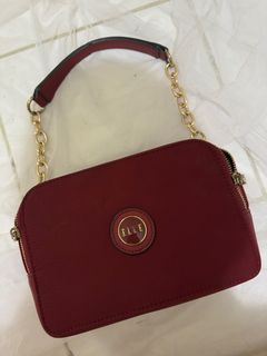 (Kategori: ) berada di . Dikirim oleh preloved.by.chikaa (ID iklan 1384248552, Gambar 1). Deskripsi: .
