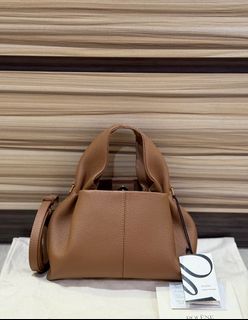 (Kategori: ) berada di . Dikirim oleh luxfactory.id (ID iklan 1384331746, Gambar 1). Deskripsi: .