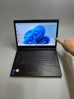 Fujitsu i5 11th Gen 17" 16+512 ✅ Touchscreen TouchScreen 【60-Day Warranty】✨ Computer / Laptop / Notebook / Office Machine / Second-hand Laptop64216658776835110