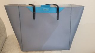 （分類：）位於 。 由 stephenfong0117 提交（商品編號 1384369542，圖片 1）。簡介： 。