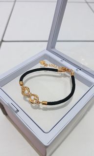 (Kategori: ) berada di . Dikirim oleh vindyaccesories (ID iklan 1384299937, Gambar 1). Deskripsi: .