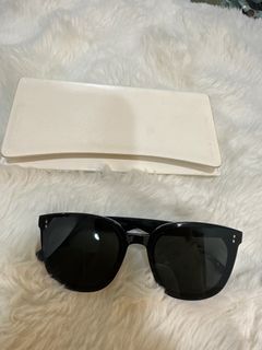 (Category: ) located in . Submitted by ccwear (Listing ID 1384379194, Image 1). Description: .