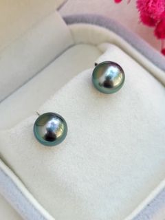 (Category: ) located in . Submitted by Myjewelryroom (Listing ID 1384375322, Image 1). Description: .