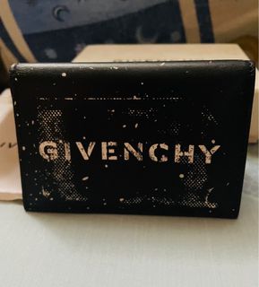 （分類：）位於 。 由 halfhypebeast 提交（商品編號 1384330131，圖片 1）。簡介： 。