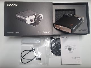 （分類：）位於 。 由 dismas.a 提交（商品編號 1384378929，圖片 1）。簡介： 。