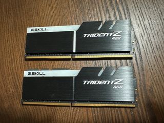 （分類：）位於 。 由 samhui1990 提交（商品編號 1384286045，圖片 1）。簡介： 。