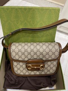 (Kategori: ) berada di . Dikirim oleh luxuryclosetsaliciaa (ID iklan 1384331819, Gambar 1). Deskripsi: .