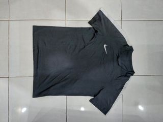 (Kategori: ) berada di . Dikirim oleh sepatu_bekas_second (ID iklan 1384336939, Gambar 1). Deskripsi: .