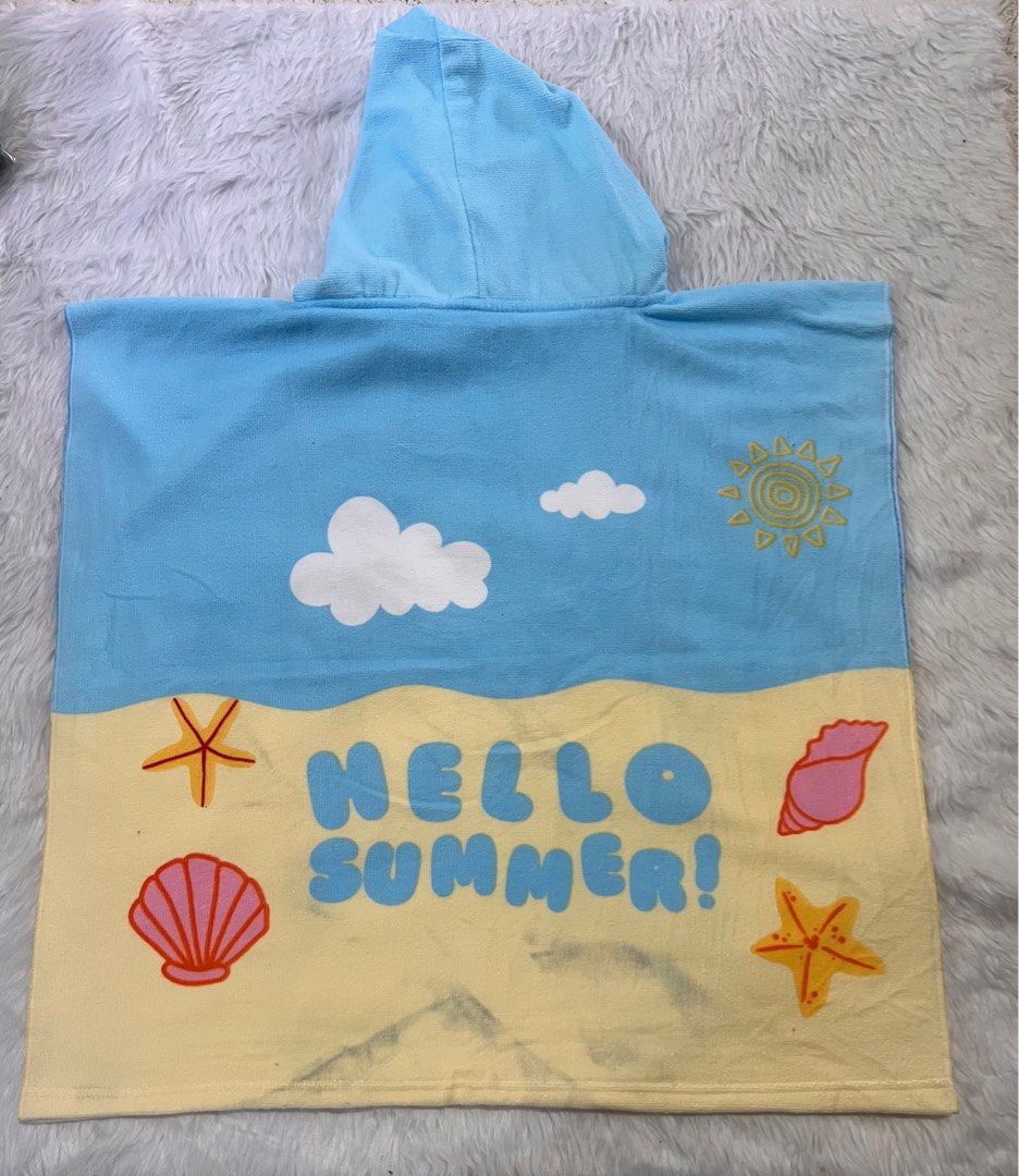 Kids hooded towel mickey 2 (Category: Bathtub & Bath Accessories) located in Marikina City. Submitted by 1stuffshop (Listing ID 1384328094, Image 2). Description: Some issue might be from stock.