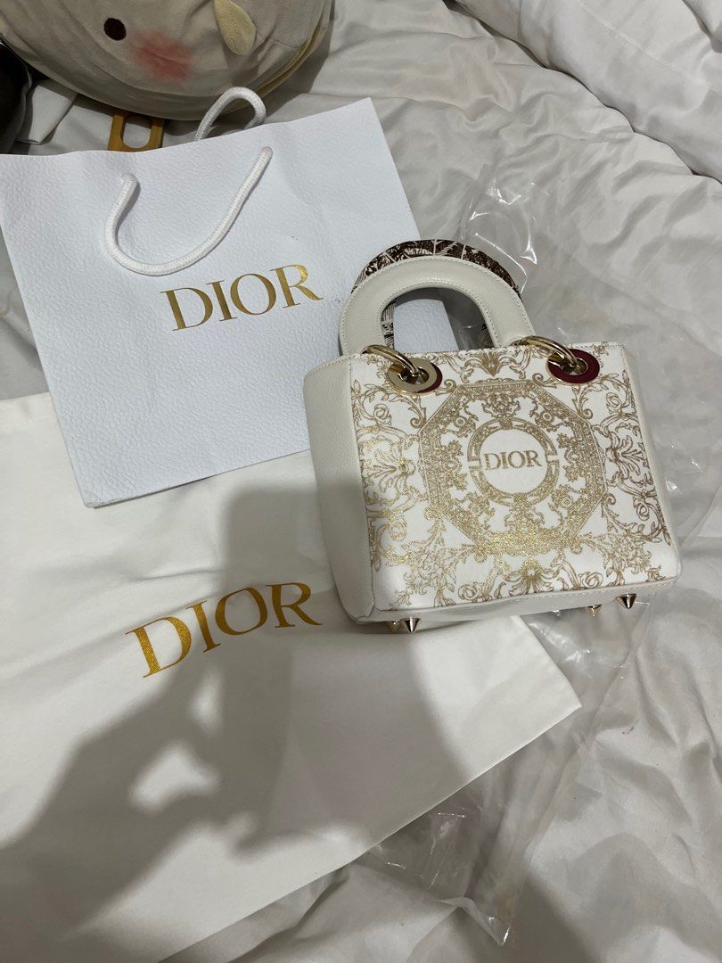 Lady Dior Diana Bag (Category: Purses & Pouches) located in Muntinlupa City. Submitted by sgvcreates (Listing ID 1384330087, Image 1). Description: Gift with purchase.