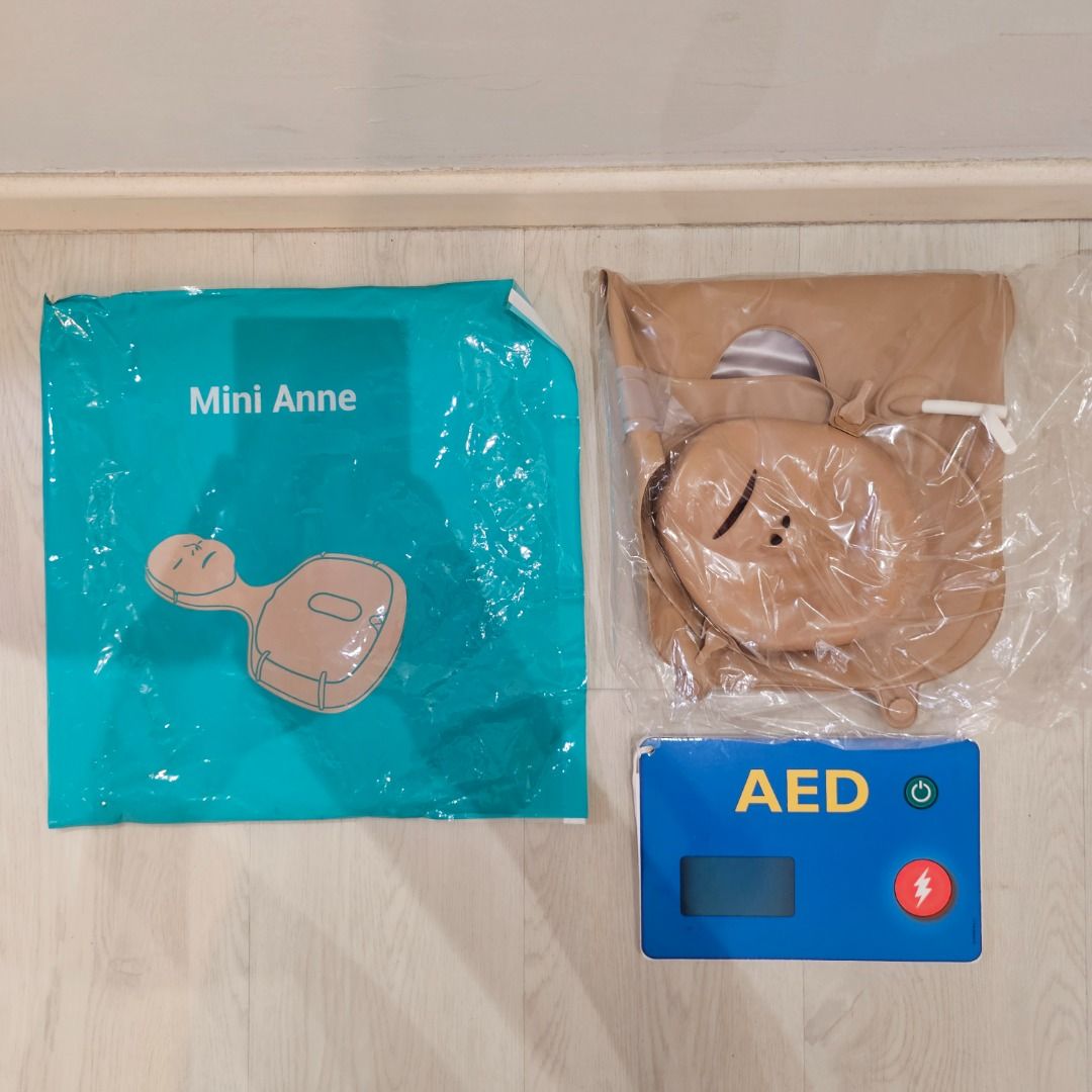 Laerdal Mini Anne - CPR Training Mannequin with AED Trainer, Health ...
