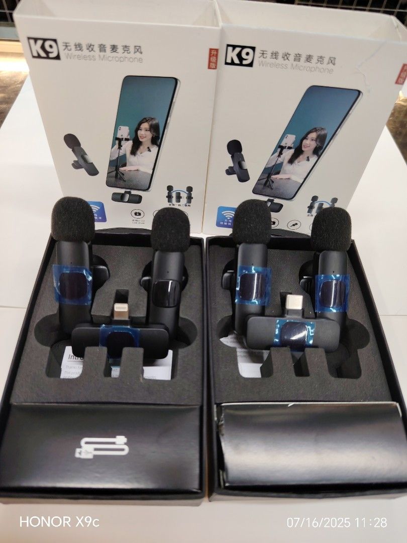 lavalier wireless microphone for vlogging (Category: Microphones) located in Manila. Submitted by cardenasjo02934 (Listing ID 1384316188, Image 2). Description: .