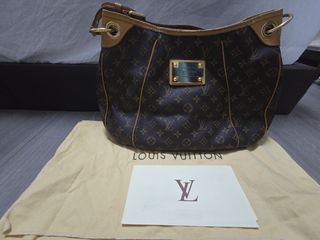 (Category: ) located in . Submitted by cj3333 (Listing ID 1384370271, Image 1). Description: .