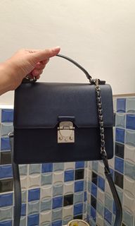 (Category: ) located in . Submitted by premfinds (Listing ID 1384269577, Image 1). Description: .