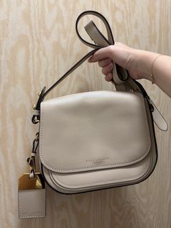 （分類：）位於 。 由 mavis_33 提交（商品編號 1384348119，圖片 1）。簡介： 。
