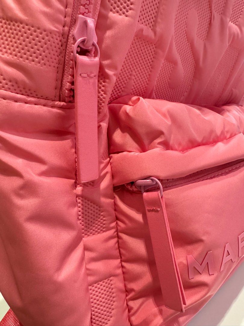 Marc Jacobs girls monogram pink backpack, 女裝, 手袋及銀包, 背囊 - Carousell