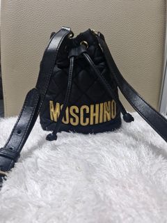 (Category: ) located in . Submitted by nvlone (Listing ID 1384345081, Image 1). Description: .