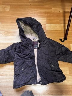 (Category: ) located in . Submitted by preloved_sg (Listing ID 1384389917, Image 1). Description: .