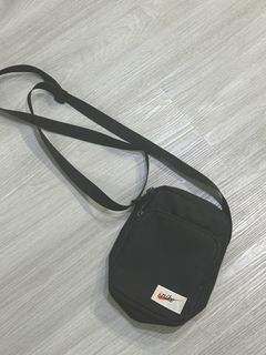 由 pd2mzftnjv05056 (刊登 ID 1384325831，圖片 1) 提交，位於 的 (類別：)，說明：。