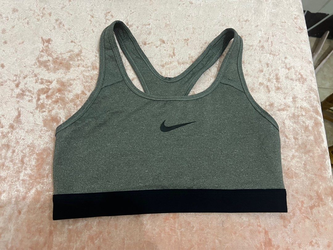 Nike Sports Bra (Category: Activewear) located in Marilao. Submitted by sweetrepeat24 (Listing ID 1384340568, Image 1). Description: Hindi na kami match sa size, baka ikaw ang perfect fit. Preloved sports bra for rehoming😅 .