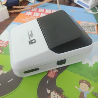 由 .r.u. (刊登 ID 1384264288，圖片 1) 提交，位於 的 (類別：)，說明：。