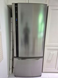 (Category: ) located in . Submitted by jackson-poh (Listing ID 1384273557, Image 1). Description: .