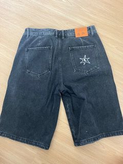 (Category: ) located in . Submitted by fuchasarchive (Listing ID 1384361252, Image 1). Description: .