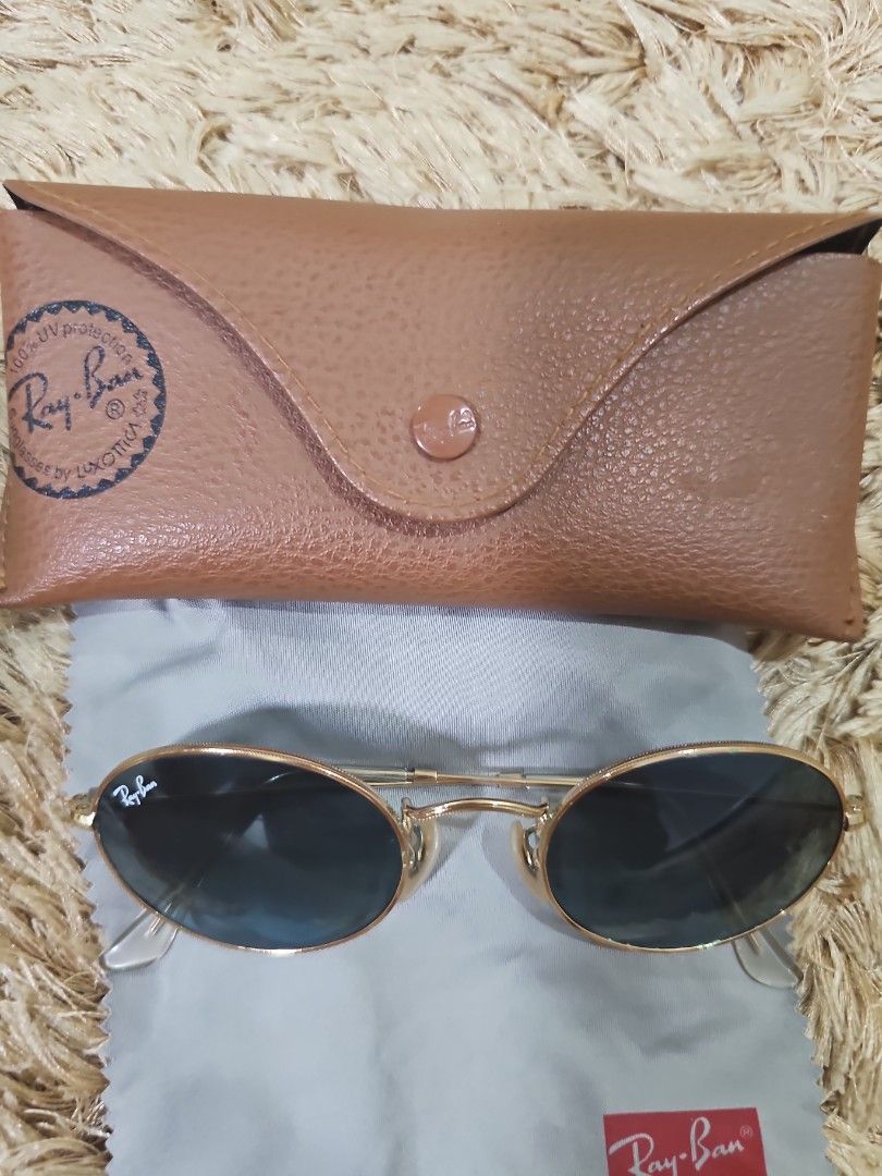 RAY-BAN ROUND METAL LEGEND GOLD (Category: Sunglasses & Eyewear) located in Alicia. Submitted by brandfor.less (Listing ID 1384384951, Image 2). Description: Inclusions: care card, guarantee card, case, GUARANTEED AUTHENTIC, IF PROVEN TO BE FAKE ...MONEY BACK GUARANTEE.