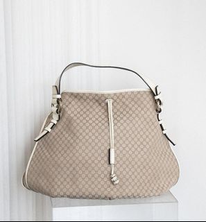 (Kategori: ) berada di . Dikirim oleh harukibutik (ID iklan 1384365328, Gambar 1). Deskripsi: .