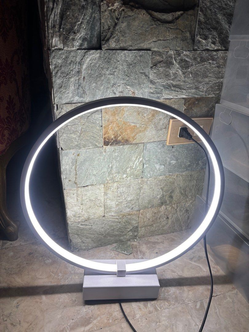 Ring Light (Large) (Category: Lighting & Studio Equipment) located in Paranaque City. Submitted by vivivacious (Listing ID 1384361045, Image 2). Description: -slightly nego -can be used for photoshoots, live selling, etc -15.5” x 15.5” (yung bilog mismo) -3 colors light (can send video of the ring light) -gcash or maya for payment -same day delivery.