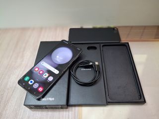 (Kategori: ) berada di . Dikirim oleh gadget_kuningan (ID iklan 1384400822, Gambar 1). Deskripsi: .