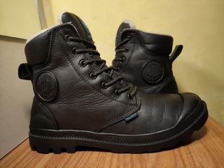 (Kategori: ) berada di . Dikirim oleh barrasecondshoes (ID iklan 1384408508, Gambar 1). Deskripsi: .