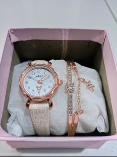 (Kategori: ) berada di . Dikirim oleh vindyaccesories (ID iklan 1384397440, Gambar 1). Deskripsi: .