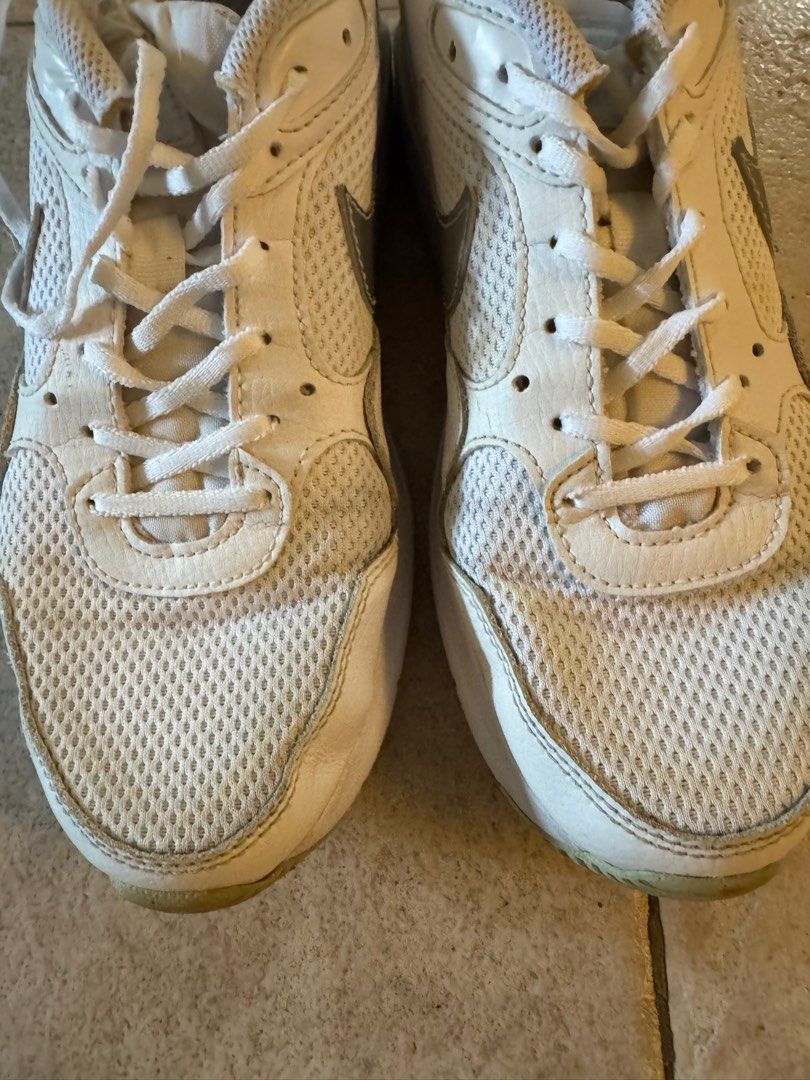 Shein white shoes (Category: Sneakers) located in Pasig City. Submitted by sharonjab (Listing ID 1384301659, Image 2). Description: Brand: Shein Color: white Size: 37 Condition: preloved Price: P300 Shipping: c/o buyer Pick up: valle verde Pasig.