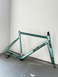 (Category: ) located in . Submitted by oldbicycle (Listing ID 1384370461, Image 1). Description: .