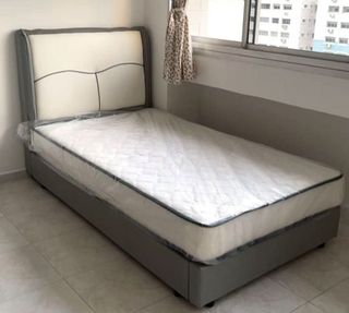 (Category: ) located in . Submitted by whitemirror (Listing ID 1384250468, Image 1). Description: .