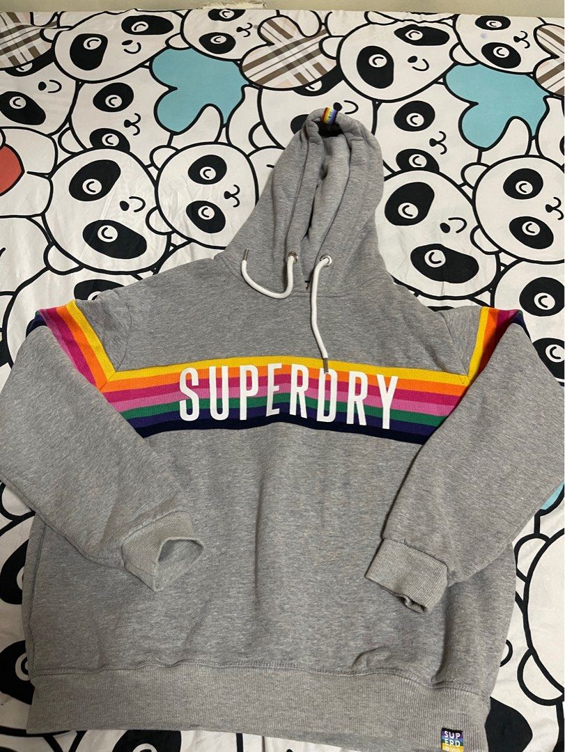 Superdry jacket (Category: Coats, Jackets and Outerwear) located in Manila. Submitted by mayiiing (Listing ID 1384343316, Image 1). Description: Good as new.