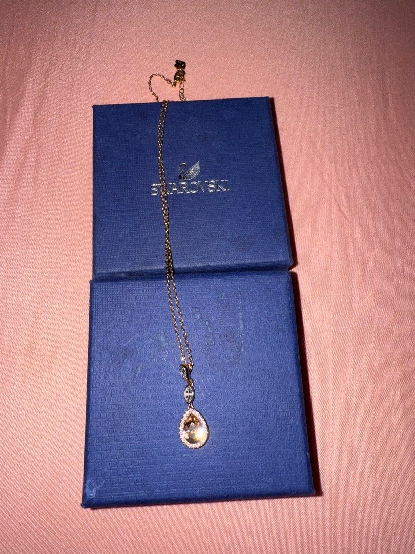 Swarovski (Category: Necklaces) located in Quezon City. Submitted by mommamd (Listing ID 1384368197, Image 3). Description: Necklace and bracelet Swarovski set.