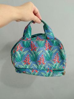 (Kategori: ) berada di . Dikirim oleh kiara_shop_67 (ID iklan 1384287924, Gambar 1). Deskripsi: .