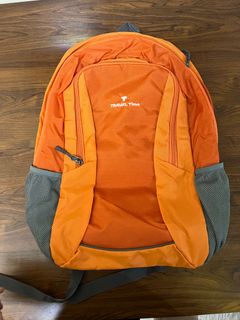 （分類：）位於 。 由 aaron050602 提交（商品編號 1384359275，圖片 1）。簡介： 。